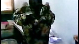 دختر در بسیاری از مواقع رابطه زوج جوان می گوید: 