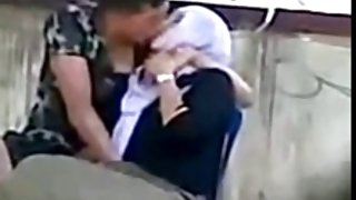 یک جفت از دختران شرقی موافقت فیلم معلم آنلاین خود را