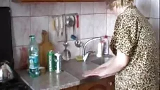 به شهر در جستجوی چیزی جوانتر نان داغ عکس جالب
